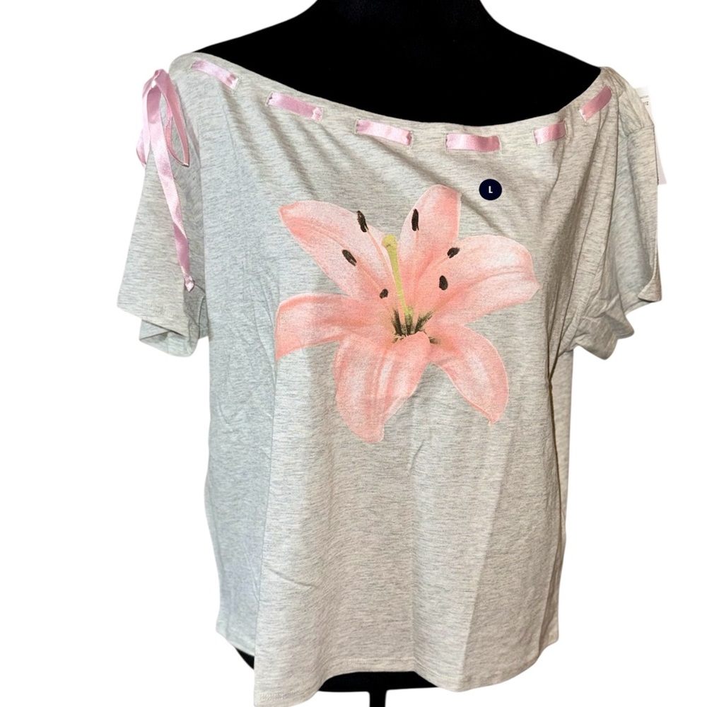 Hollister Light Gray Short Sleeve Tee with Pink Lily and Ribbon Detail